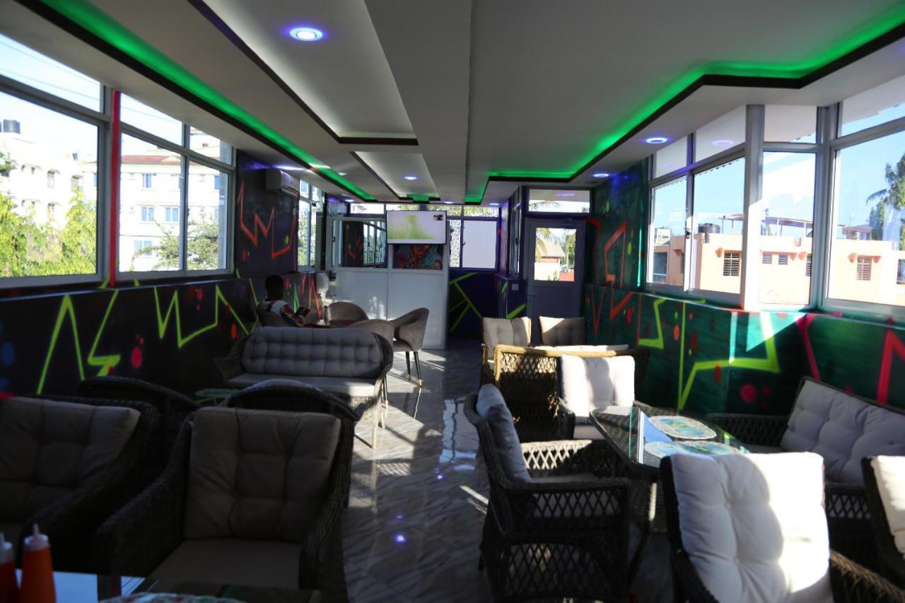 Prime Comfort Hotels & Apartments 음트와파 외부 사진