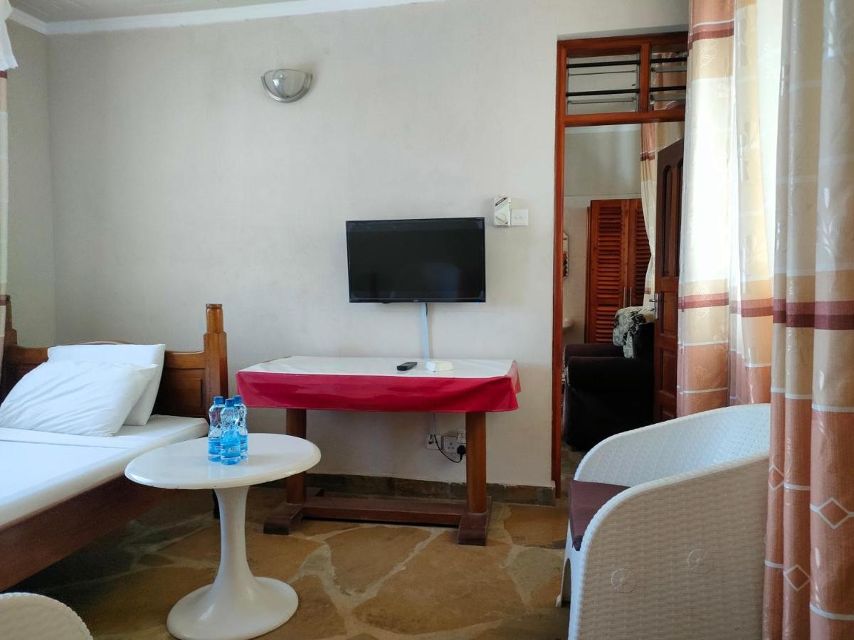 Prime Comfort Hotels & Apartments 음트와파 외부 사진