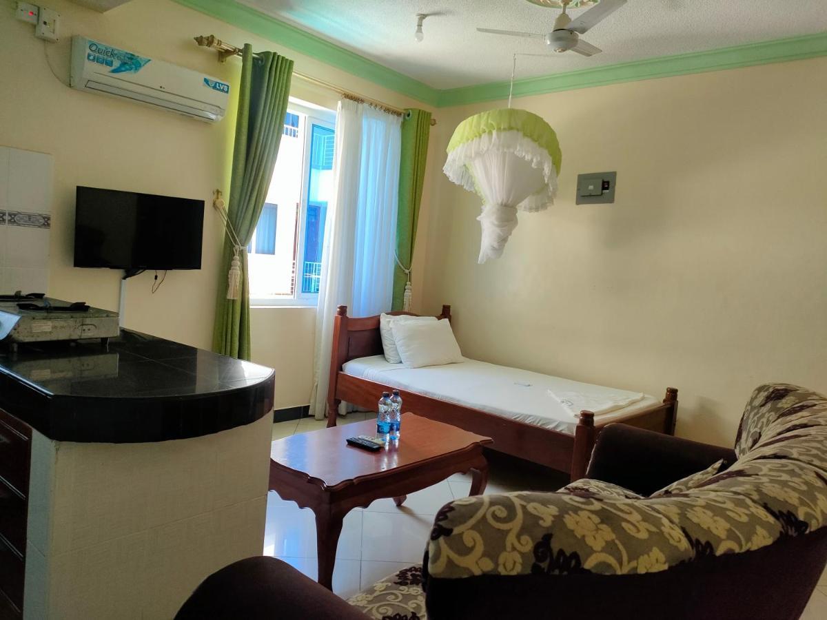 Prime Comfort Hotels & Apartments 음트와파 외부 사진
