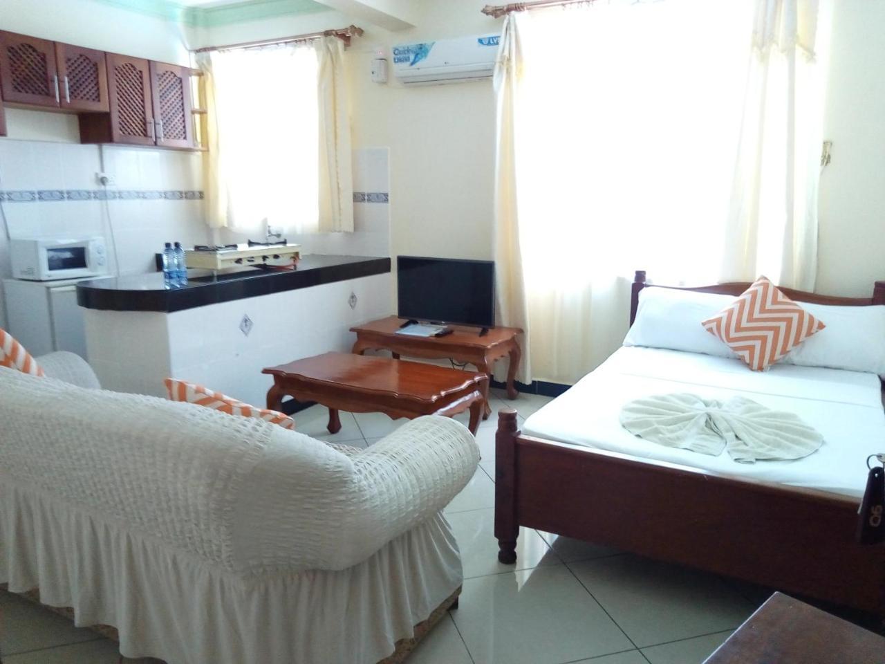 Prime Comfort Hotels & Apartments 음트와파 외부 사진